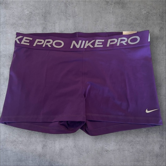 Nike Pro‎ Shorts Midrise 3" Inseam Purple Cosmos Women Size XXL New With Tags - Picture 2 of 6